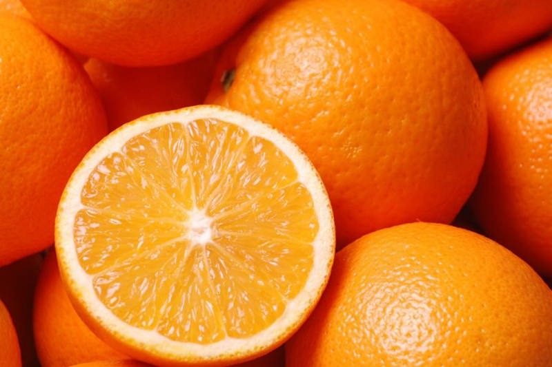 Por qué a veces vale la pena prenderle fuego a una naranja y qué beneficios ofrece