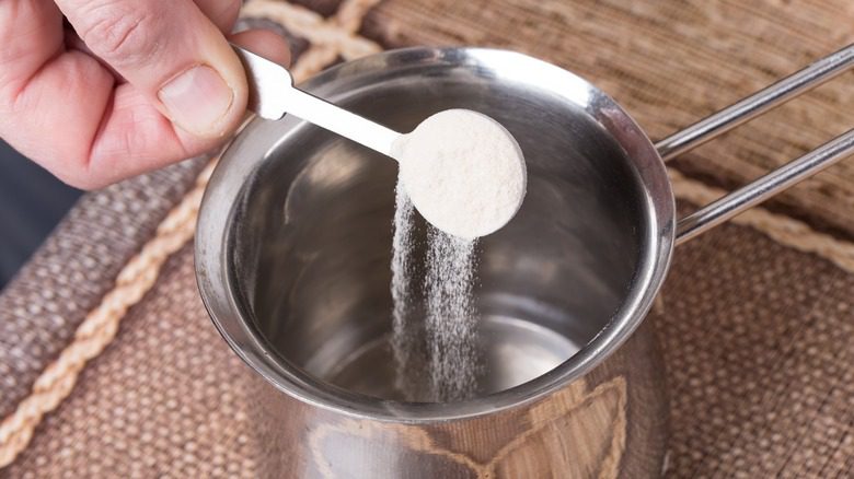 Mi történik, ha zselatint ültetünk a kertben?